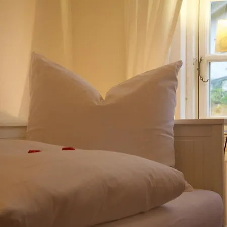 Am Trommelplatz - 2 *